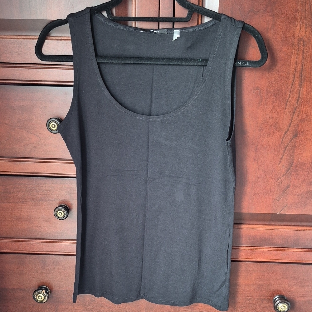 TAHARI - Black Sleeveless Top, Size: Petites Small, Never Worn